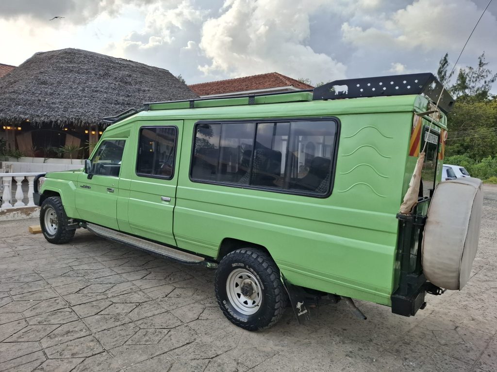 4wd land cruiser